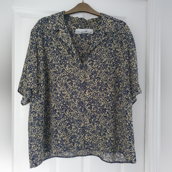 Vintage Cinq Deux Beige & Navy Two Piece V-Neck Blouse & Pleated Skirt - Picture 2 of 12